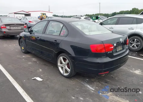 2011 Volkswagen Jetta 2.5L Se from USA, damaged, VIN 3VWDX7AJ3BM352032